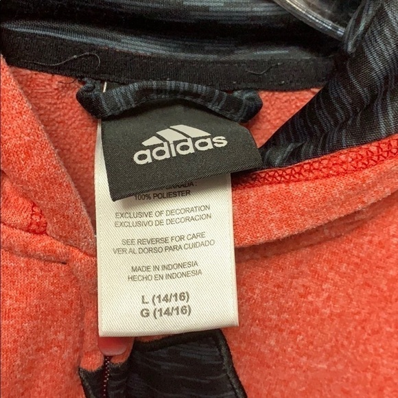 𝅺adidas hoodie - Picture 3 of 3